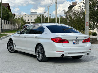 BMW 5 Series foto 7