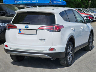 Toyota Rav 4 foto 3