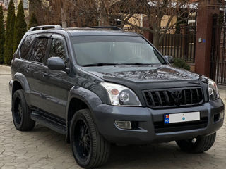 Toyota Land Cruiser Prado foto 1