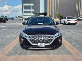 Hyundai IONIQ foto 2
