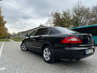 Skoda Superb foto 4