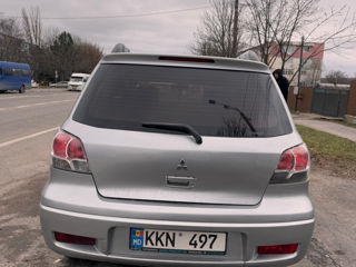 Mitsubishi Outlander foto 4