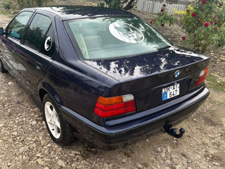 BMW 3 Series foto 3