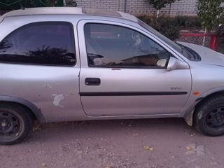 Opel Corsa foto 4