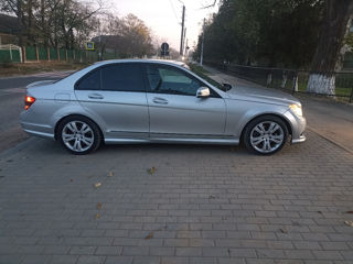 Mercedes C-Class foto 7