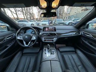 BMW 7 Series foto 8