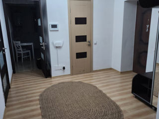 Apartament cu 2 camere, 67 m², Buiucani, Chișinău foto 4