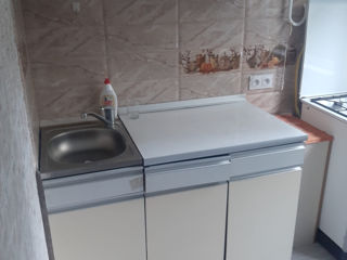 Apartament cu 2 camere, 48 m², Botanica, Chișinău foto 2