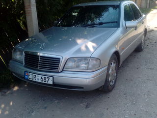 Mercedes C Class foto 3