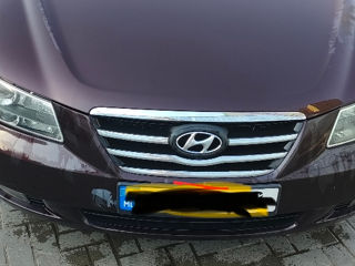 Hyundai NF Sonata foto 2