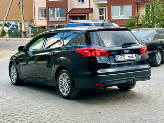 Ford Focus foto 6