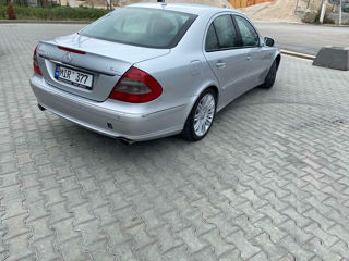 Mercedes E-Class foto 4