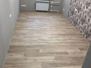 Instalare LVT, VCT, Carpet Tiles foto 9