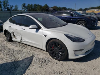 Tesla Model 3 foto 3