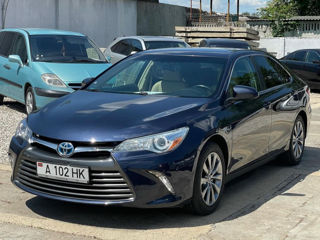 Toyota Camry foto 1