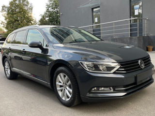 Volkswagen Passat foto 3