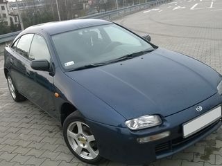 Mazda 323