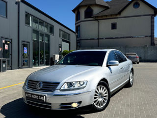 Volkswagen Phaeton foto 1