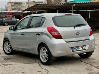 Hyundai i20 foto 6