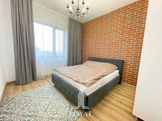 Apartament cu 2 camere, 98 m², Centru, Chișinău foto 3