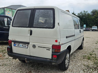 Volkswagen Transporter foto 3