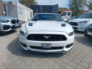 Ford Mustang foto 2