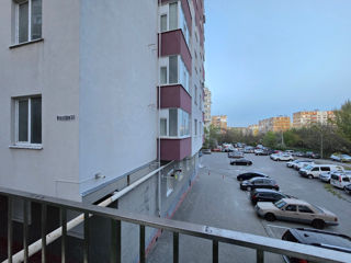 Apartament cu 3 camere, 93 m², Ciocana, Chișinău foto 2