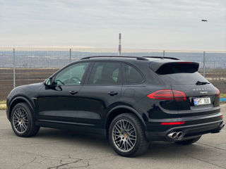 Porsche Cayenne foto 4