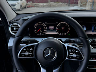 Mercedes E-Class foto 5