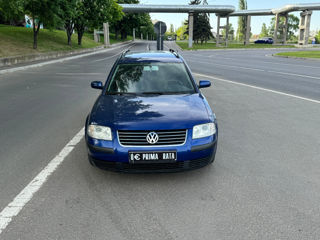 Volkswagen Passat foto 2