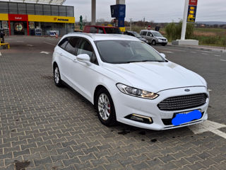 Ford Mondeo foto 9