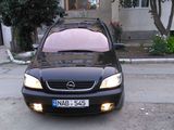 Opel Zafira foto 1