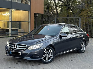 Mercedes E-Class foto 2