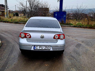 Volkswagen Passat foto 6