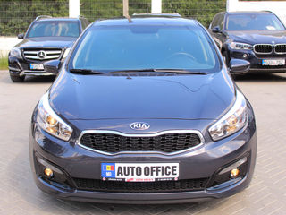 KIA Ceed foto 2