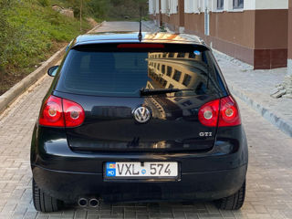 Volkswagen Golf foto 2