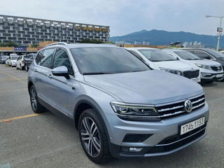 Volkswagen Tiguan foto 2