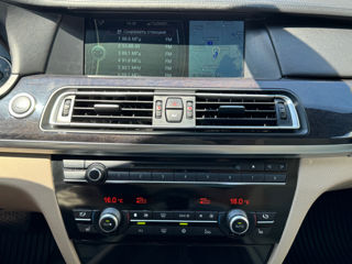 BMW 7 Series foto 12