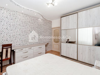 Apartament cu 2 camere, 80 m², Buiucani, Chișinău foto 11