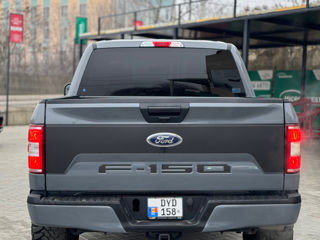 Ford F-150 foto 13