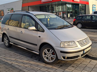 Volkswagen Sharan foto 3