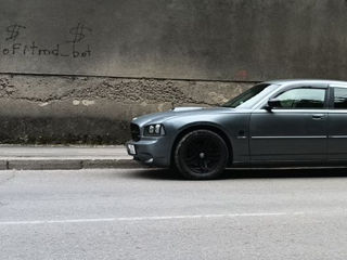 Dodge Charger foto 2
