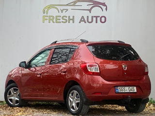 Dacia Sandero foto 3