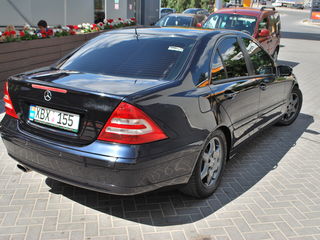 Mercedes C Class foto 4