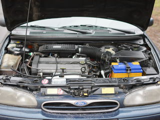 Ford Mondeo foto 5