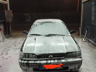 Nissan Sunny foto 5