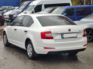 Skoda Octavia foto 3