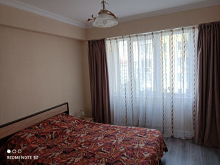 Apartament cu 1 cameră, 58 m², Buiucani, Chișinău foto 2