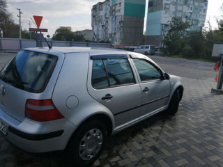 Volkswagen Golf foto 2