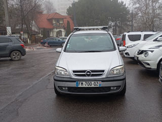 Opel Zafira foto 4